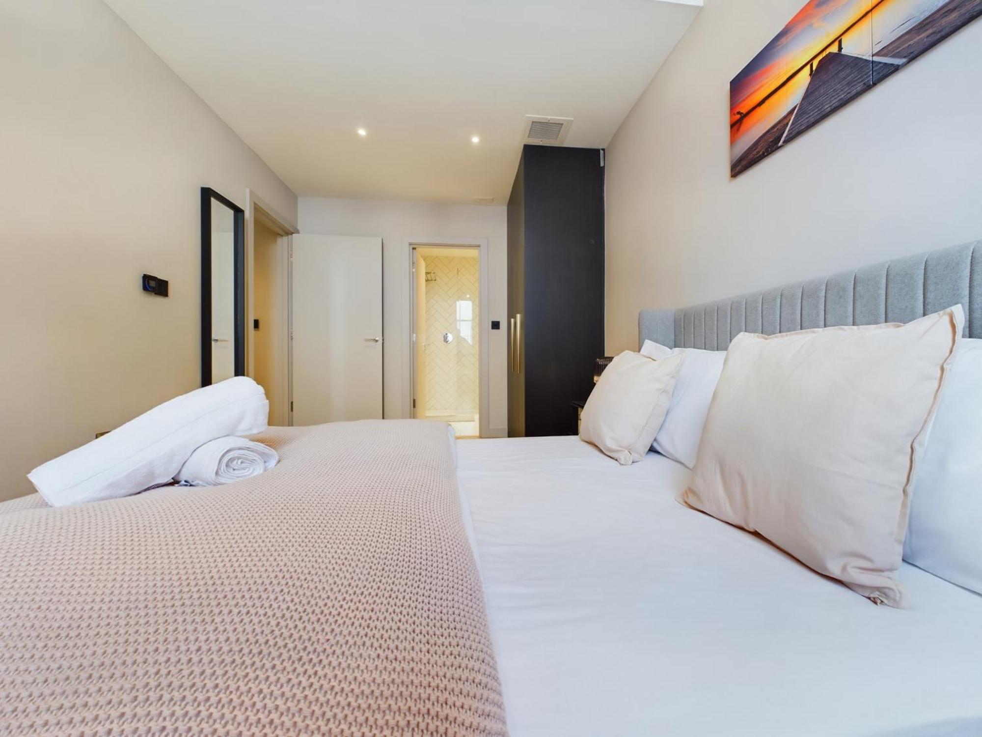 Luxury 2bedroom Centre Leisure & Business Apartment *