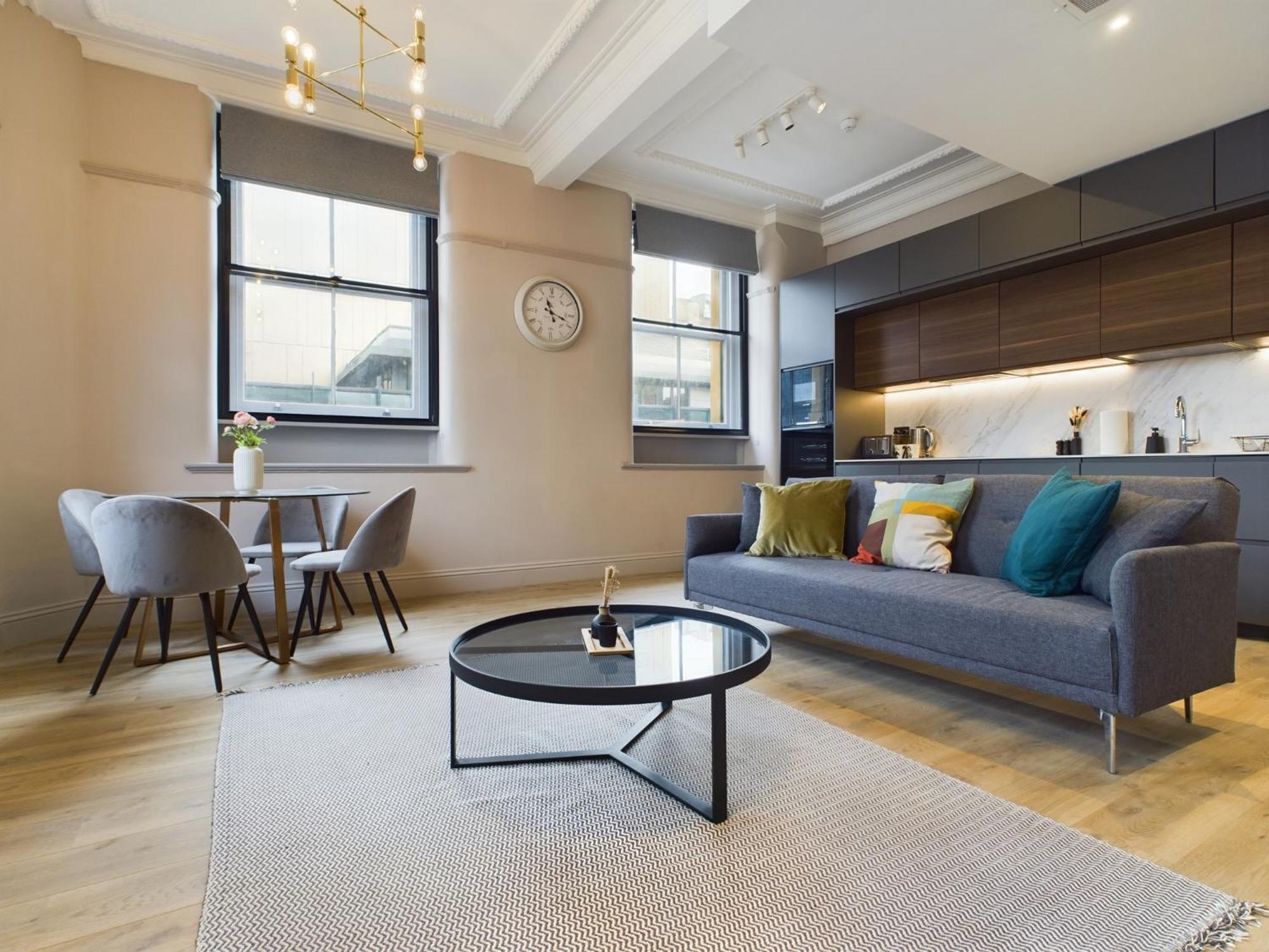 Luxury 2bedroom Centre Leisure & Business *